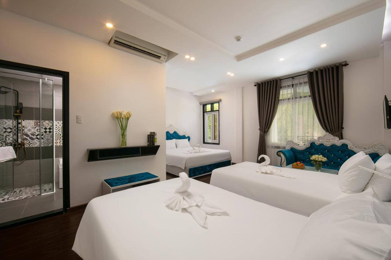 Nostalgia Hotel And Spa Hoi An Exterior photo